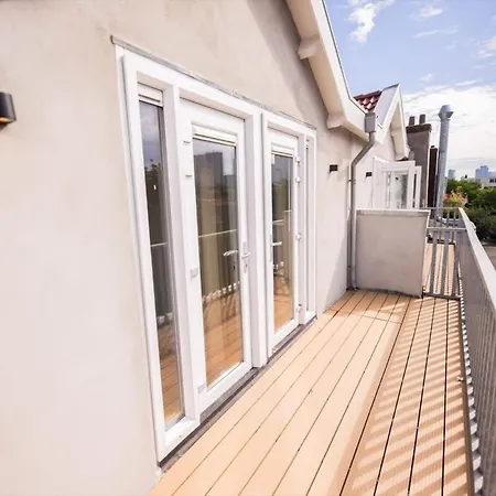 Grandly 3 Bedroom Serviced 83m2 -nb306g- Feriehus Rotterdam