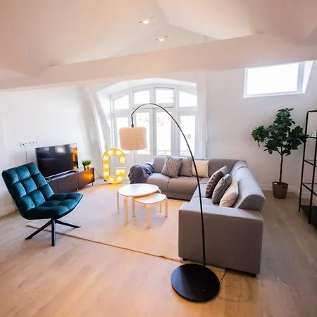 Feriehus Grandly 3 Bedroom Serviced 83m2 -nb306g- Rotterdam